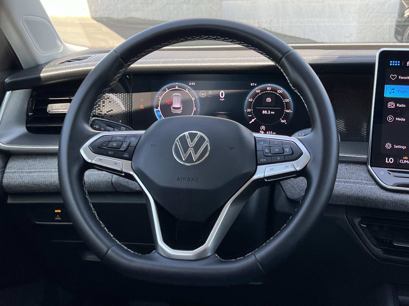 Certified 2025 Volkswagen Tiguan S FWD image 8