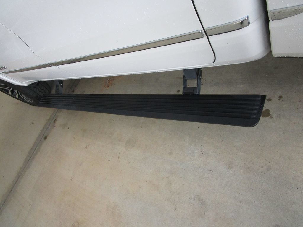 Used 2025 RAM 1500 Limited w/ Off Road Group AWD/4WD image 23