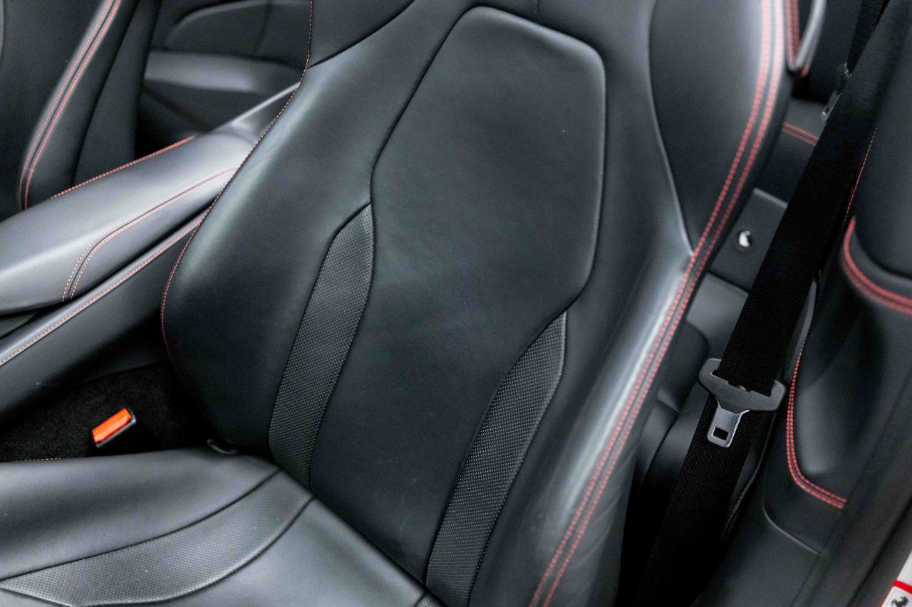 Used 2019 Ferrari Portofino RWD image 47