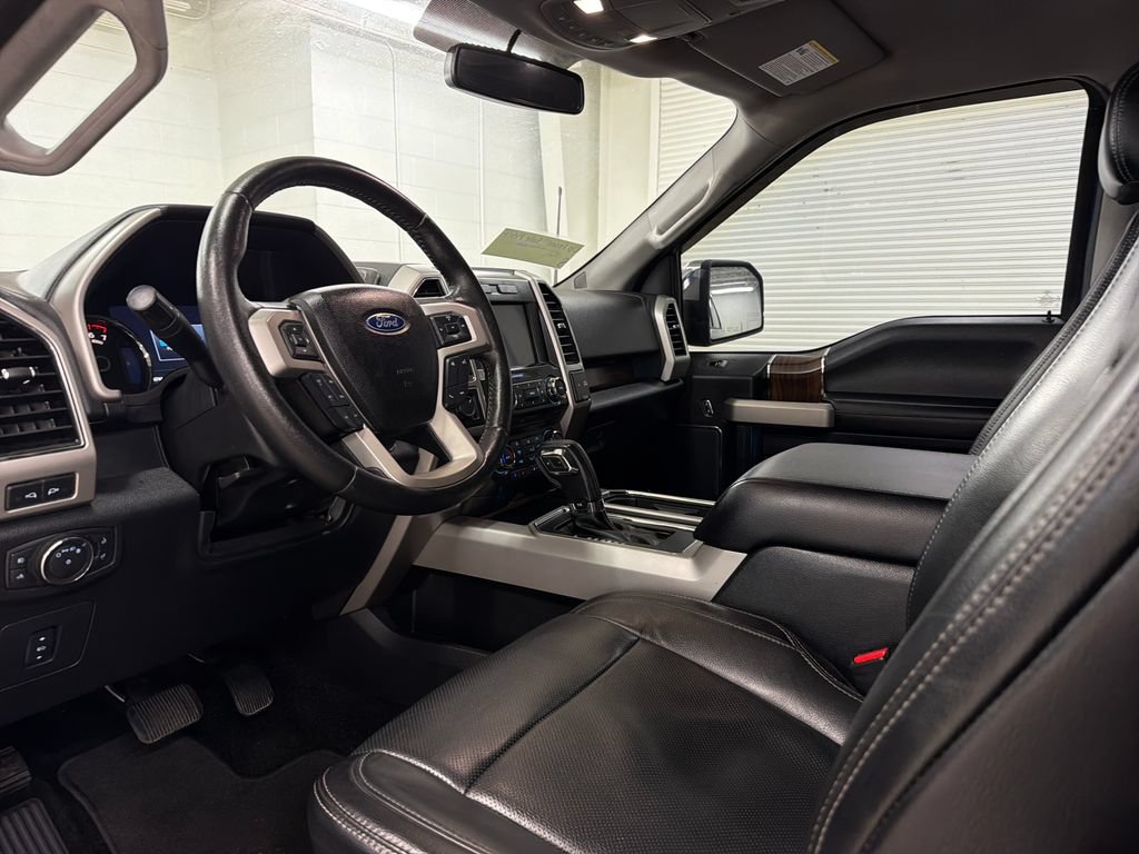 Used 2017 Ford F150 Lariat AWD/4WD image 4