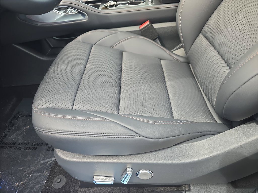 New 2026 Lincoln Nautilus Premier AWD/4WD image 14