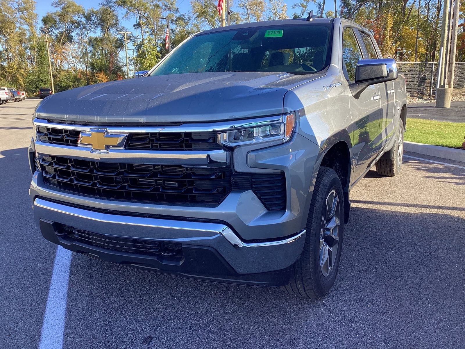 New 2026 Chevrolet Silverado 1500 LT image 2