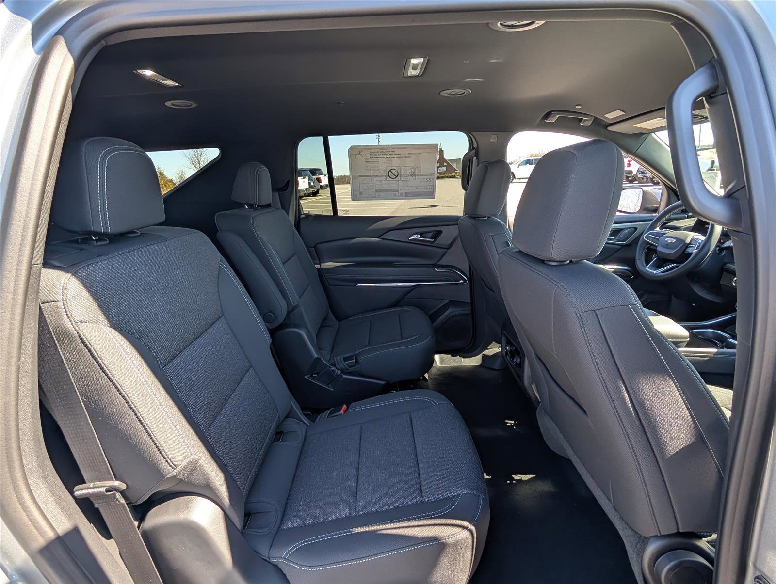 New 2026 Chevrolet Traverse LT image 7