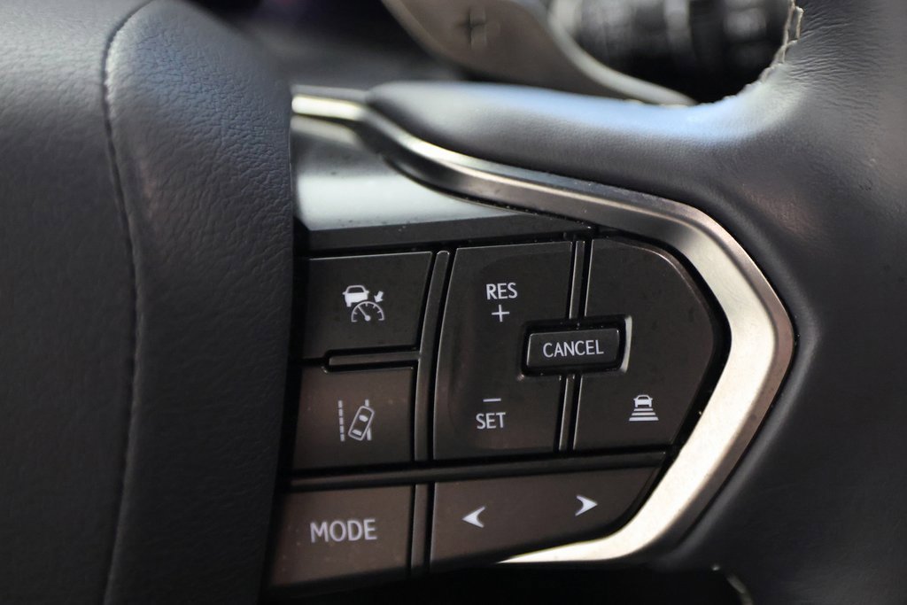 Used 2024 Lexus LX 600 4WD w/ Appearance Package image 29