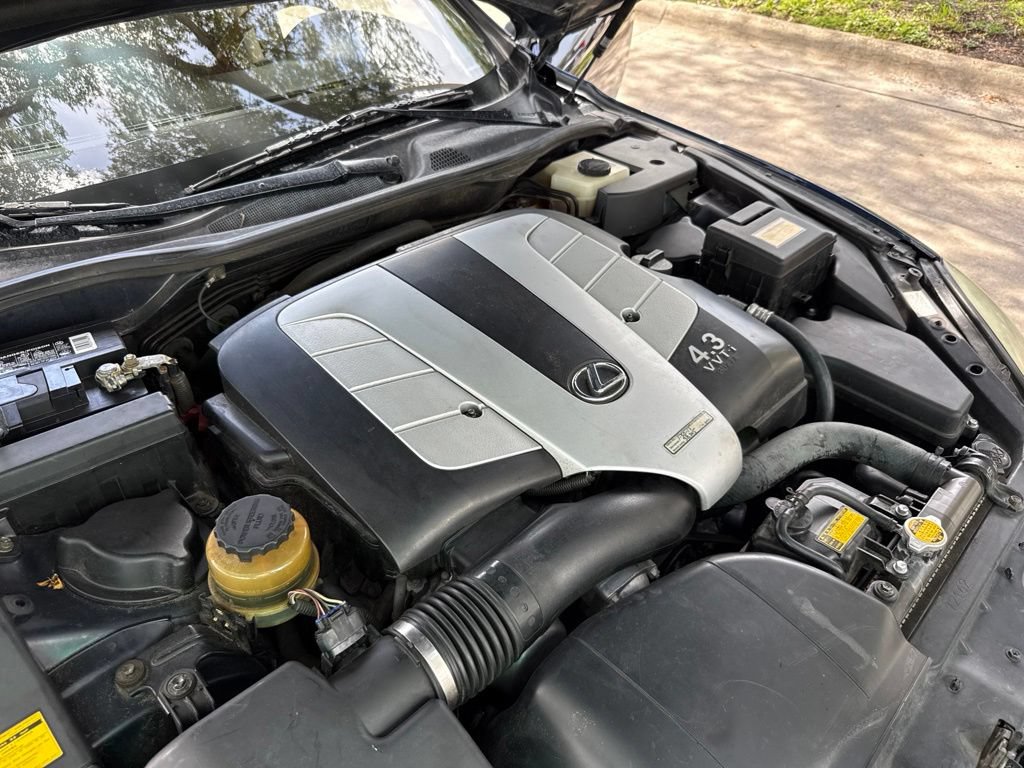 Used 2005 Lexus SC 430 Convertible RWD image 33