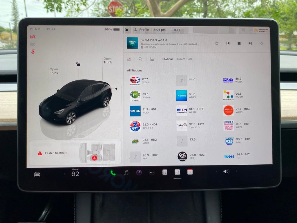 Used 2023 Tesla Model Y 2WD image 23