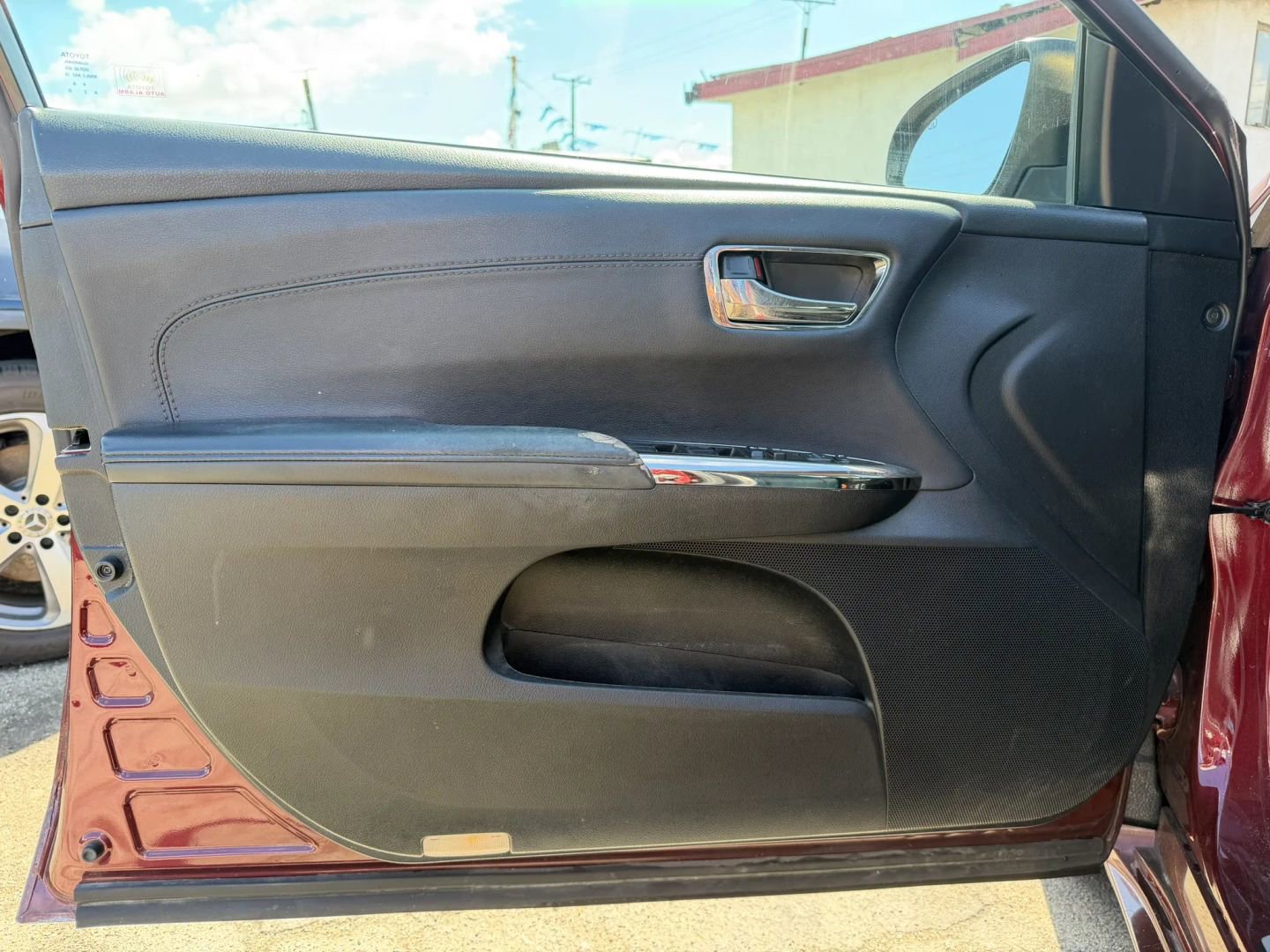 Used 2015 Toyota Avalon XLE Premium FWD image 9
