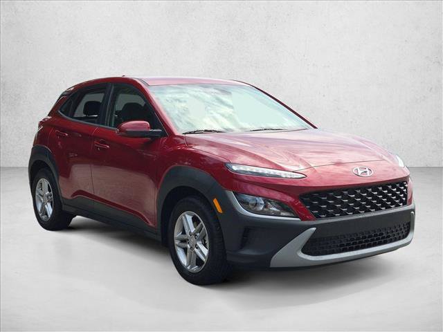 Used 2023 Hyundai Kona SE w/ Cargo Package FWD image 3