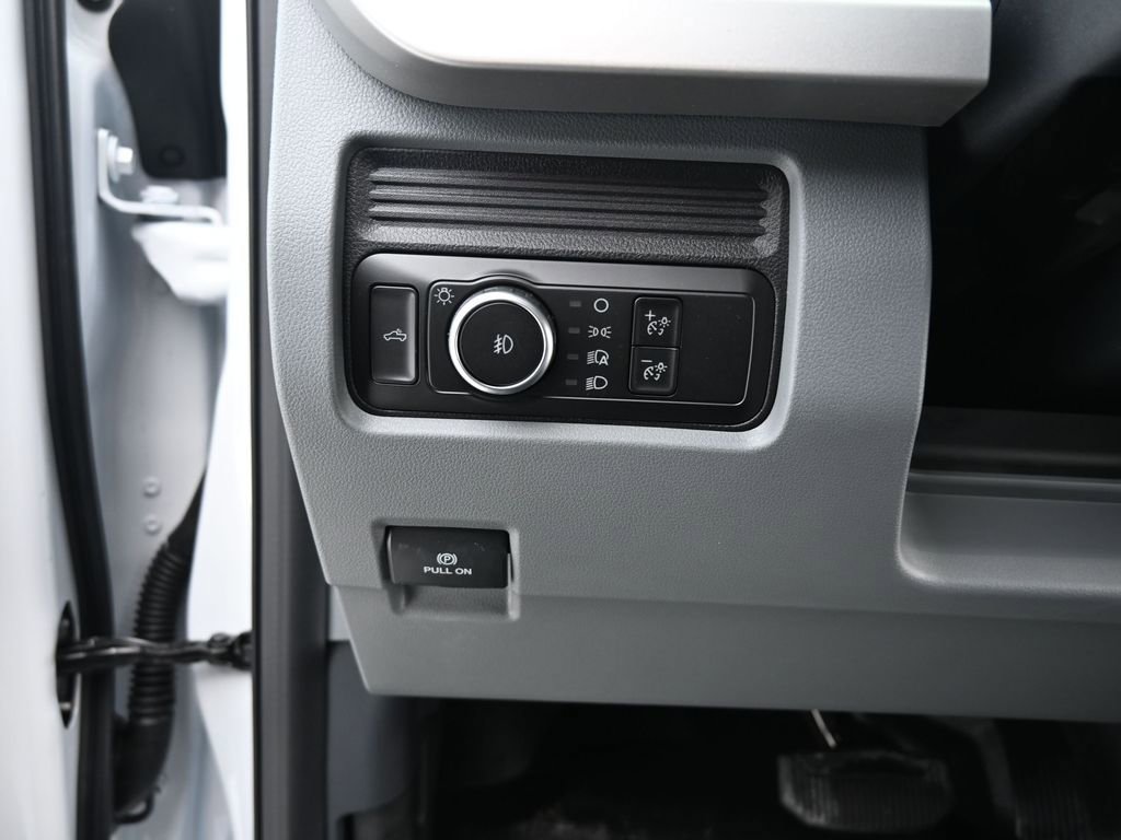 New 2026 Ford F350 XL w/ XL Chrome Package image 25