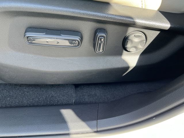 Used 2022 Honda CR-V Touring image 10