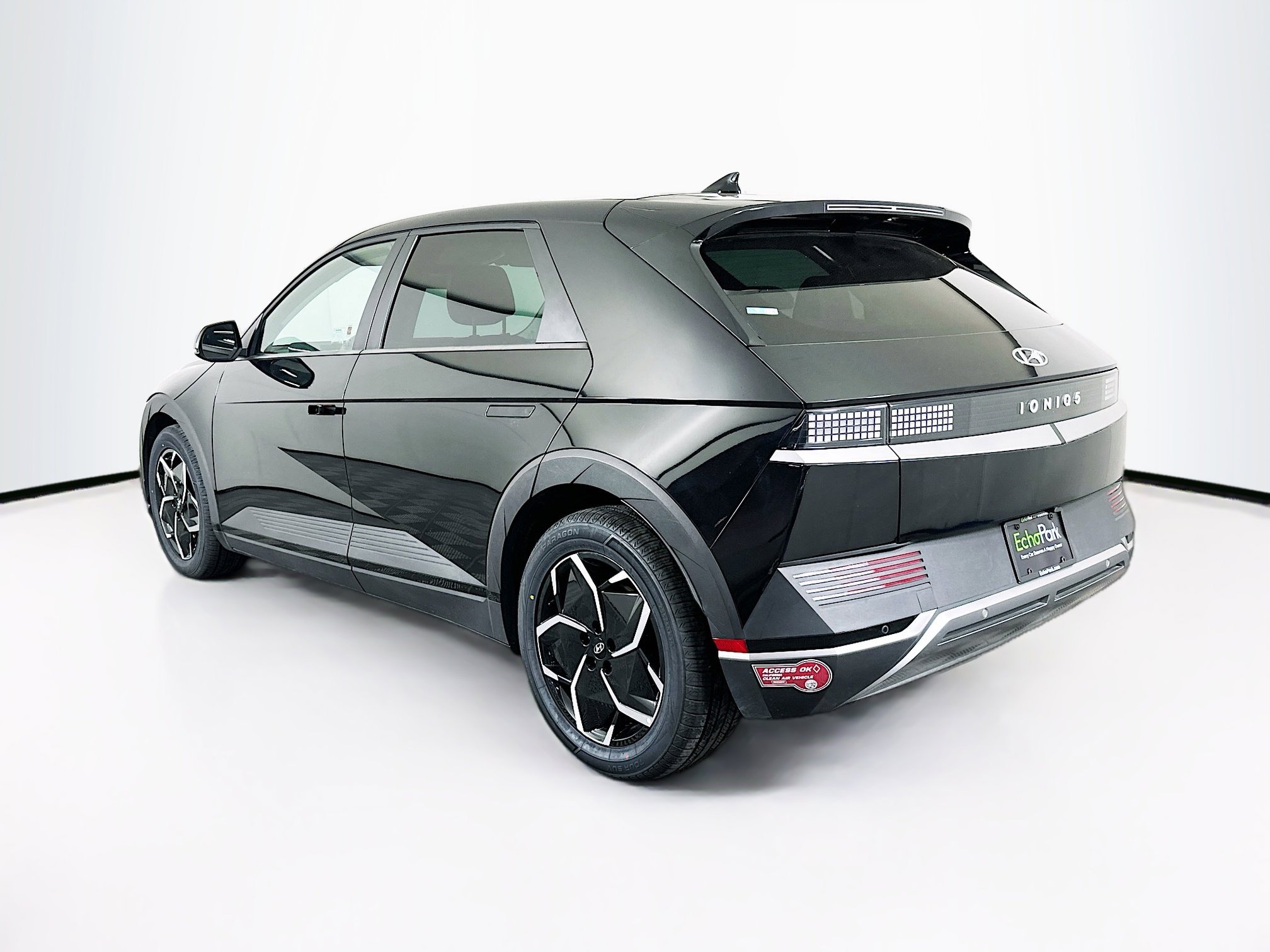 Used 2024 Hyundai Ioniq 5 SE RWD image 5