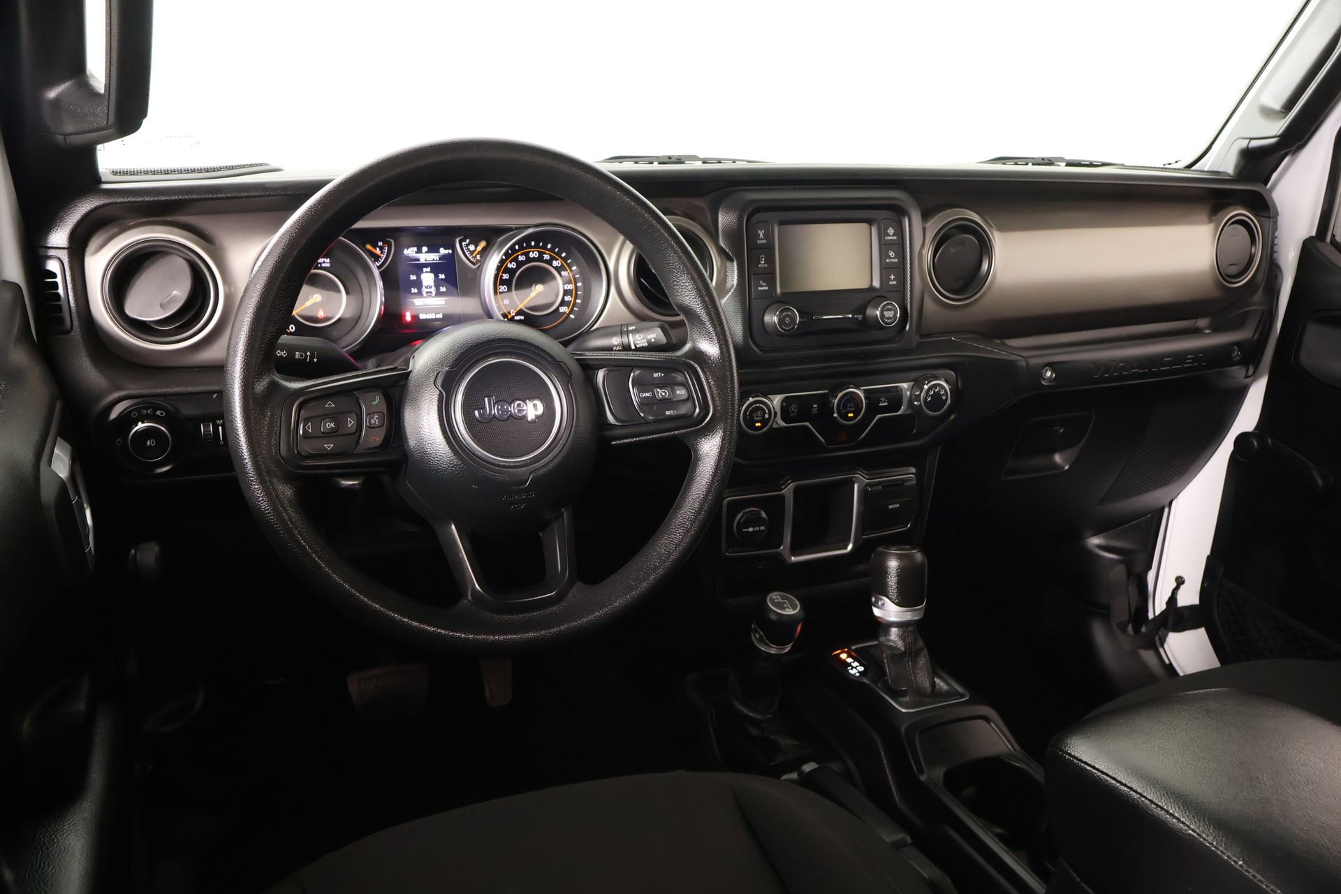 Used 2021 Jeep Wrangler Unlimited Sport AWD/4WD image 2
