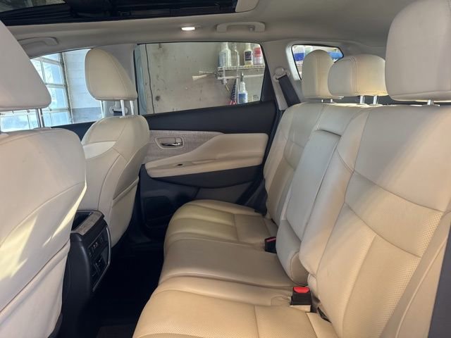 Used 2020 Nissan Murano SL w/ Moonroof Package image 19