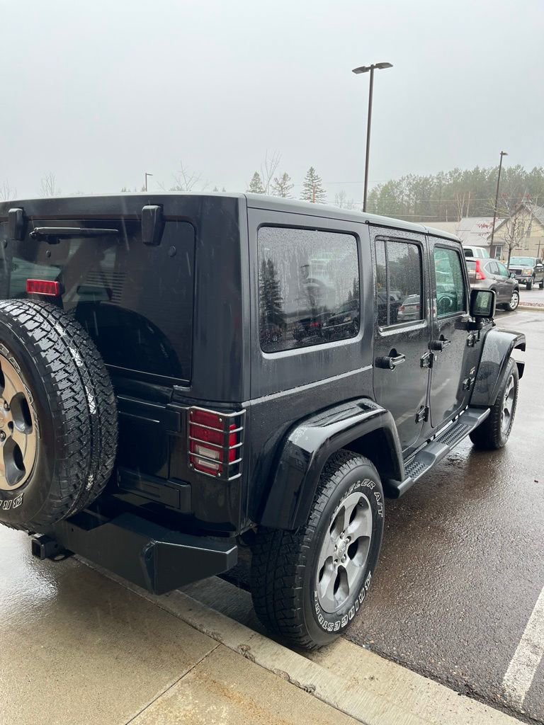 Used 2018 Jeep Wrangler Unlimited Sahara w/ Trailer Tow Group AWD/4WD image 8