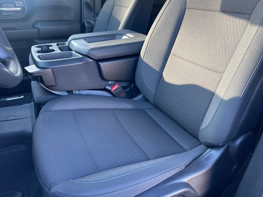 Certified 2025 Chevrolet Silverado 2500 Custom w/ Custom Value Package image 13