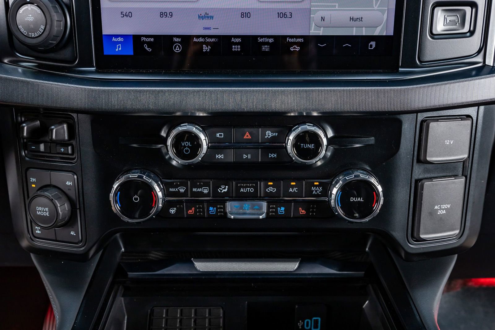 Used 2025 Ford F250 Platinum AWD/4WD image 24