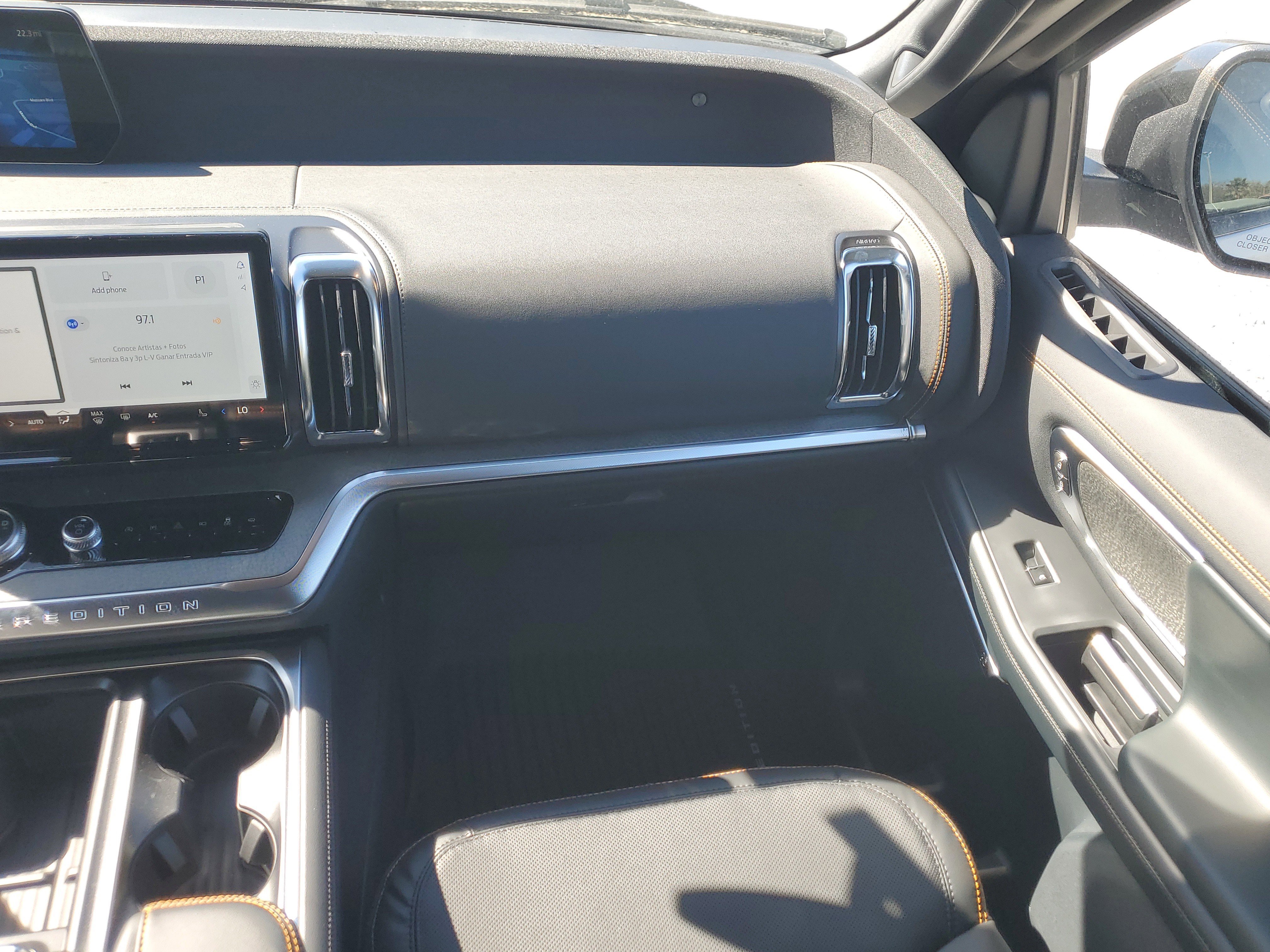 New 2026 Ford Expedition Tremor image 14