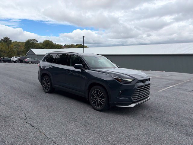 Used 2025 Toyota Grand Highlander AWD Hybrid image 1