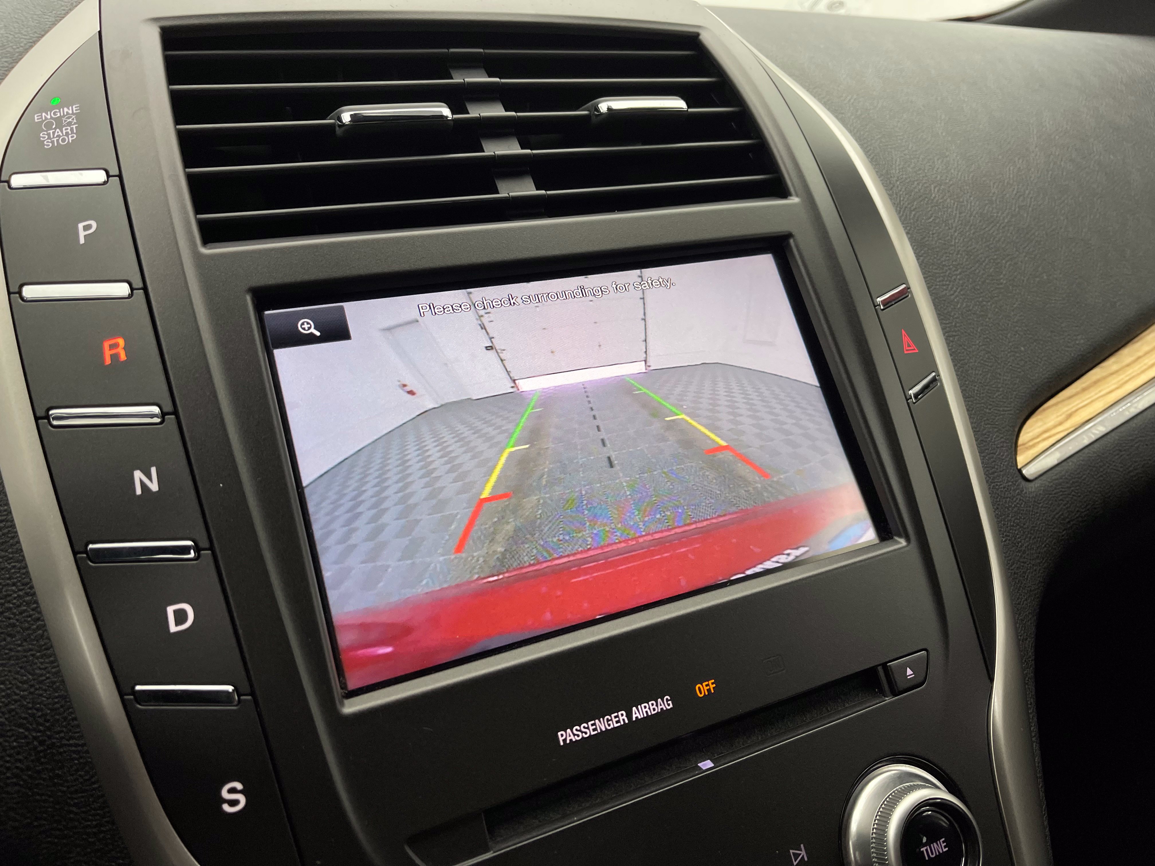 Used 2015 Lincoln MKC FWD w/ Equipment Group 101A Select image 4