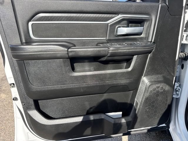 Used 2025 RAM 2500 Big Horn AWD/4WD image 18