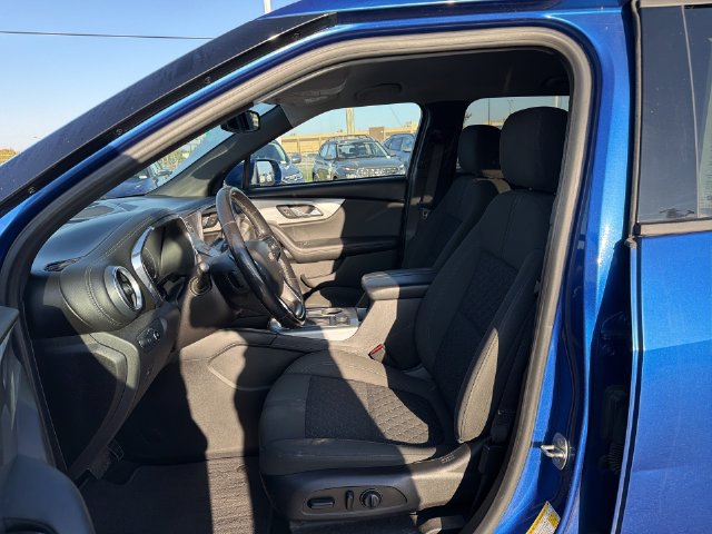 Used 2019 Chevrolet Blazer LT FWD image 19