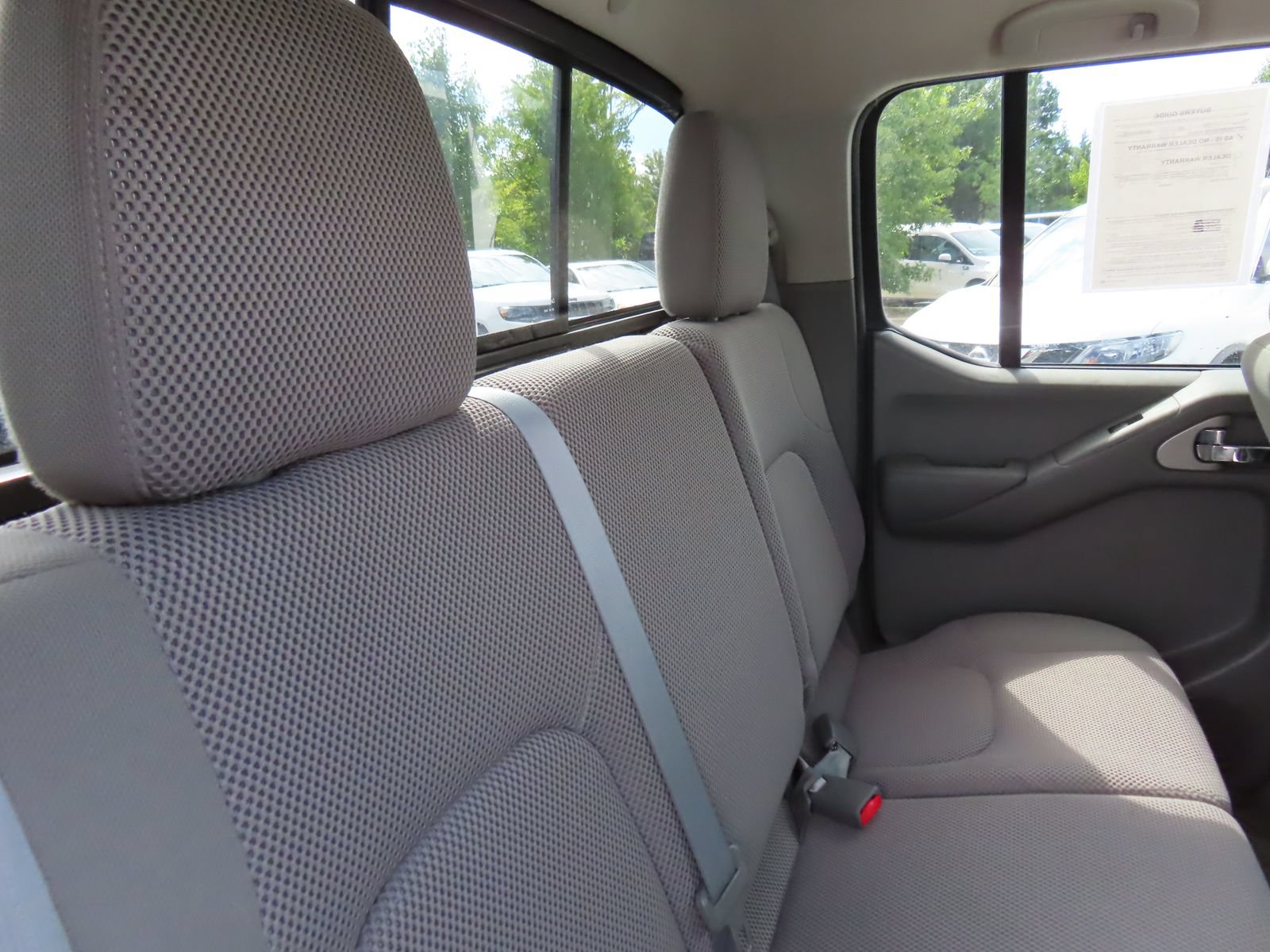 Used 2016 Nissan Frontier SV AWD/4WD image 31