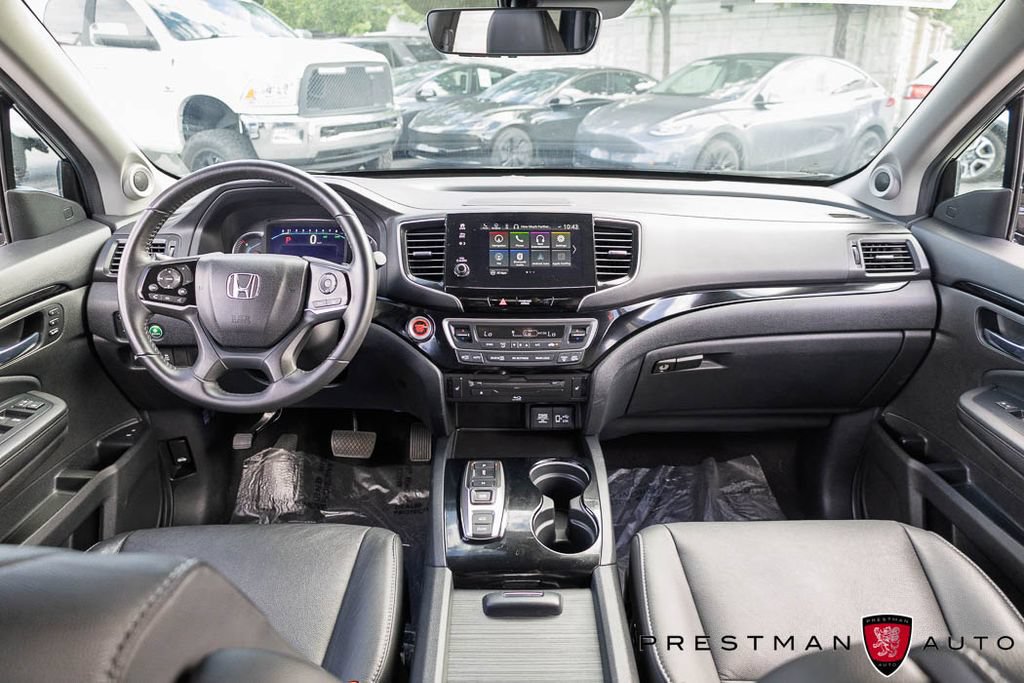 Used 2022 Honda Pilot Touring image 39