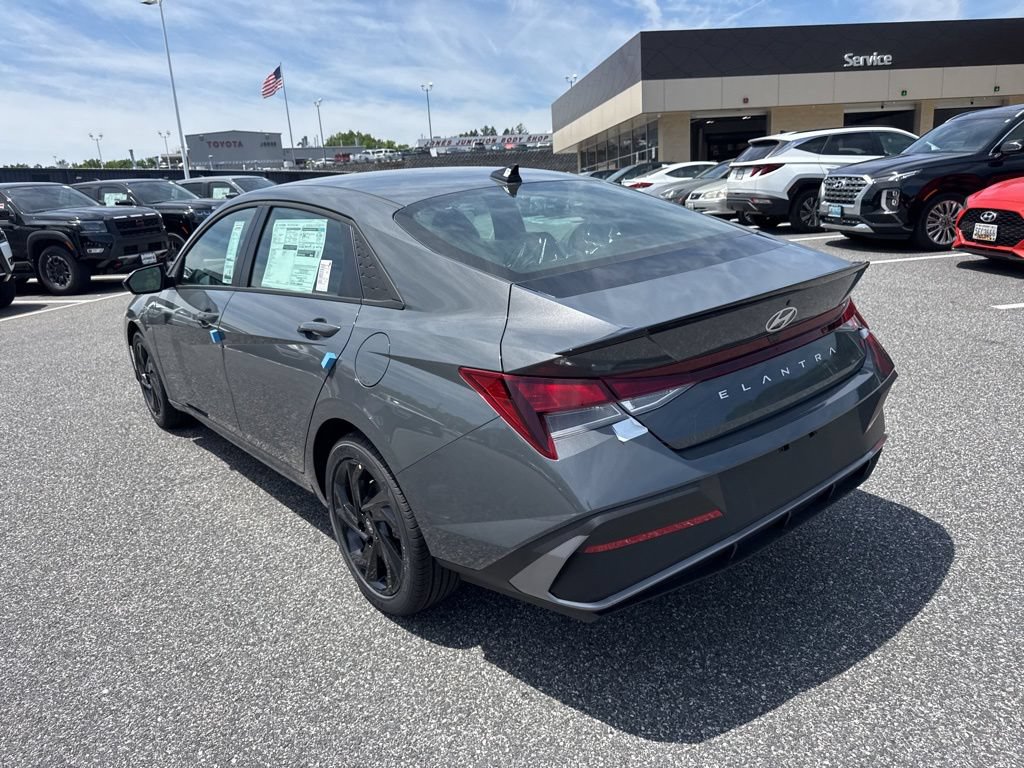 New 2026 Hyundai Elantra Sport FWD image 7