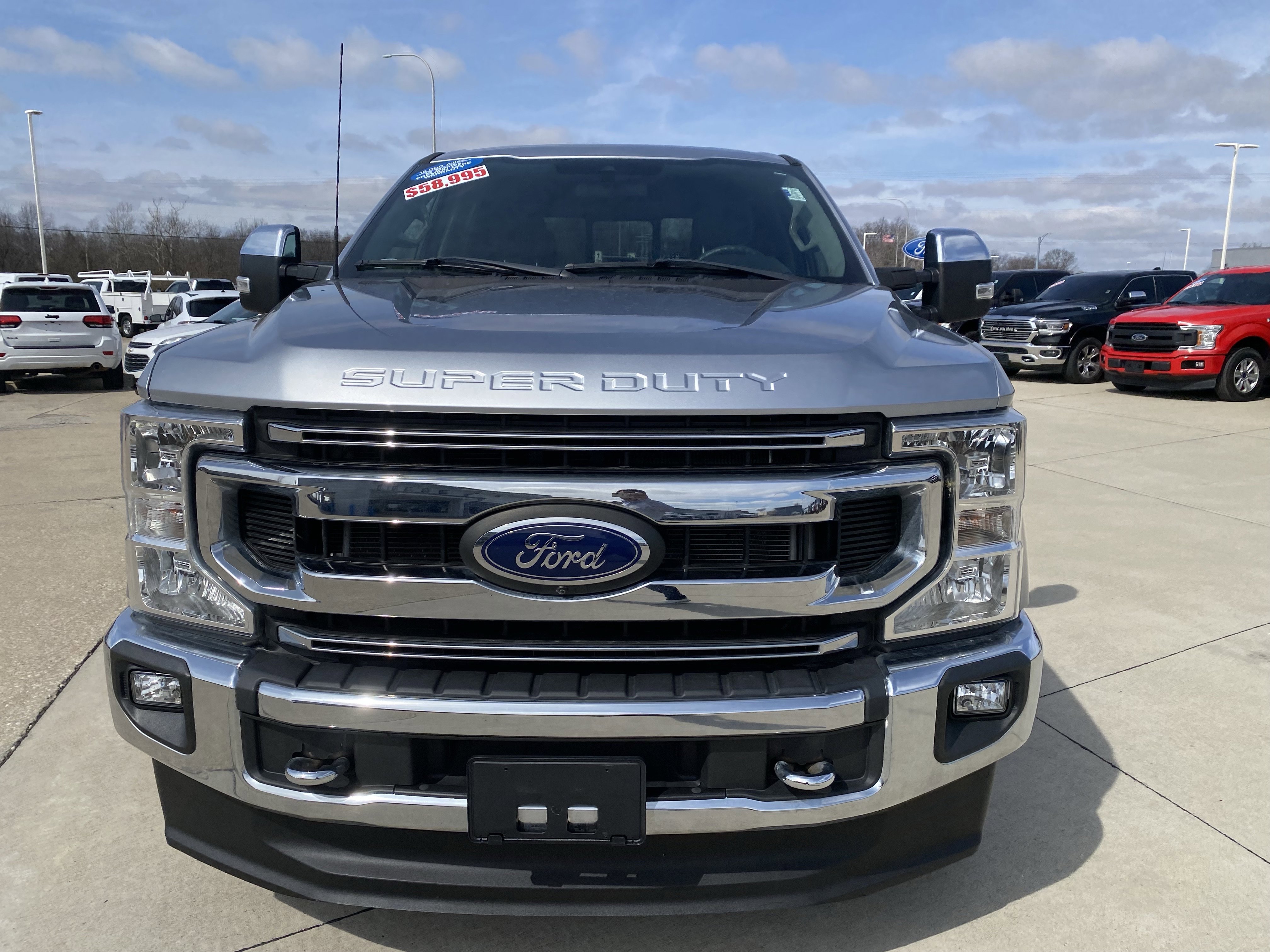 Used 2022 Ford F350 XLT w/ XLT Premium Package AWD/4WD image 2