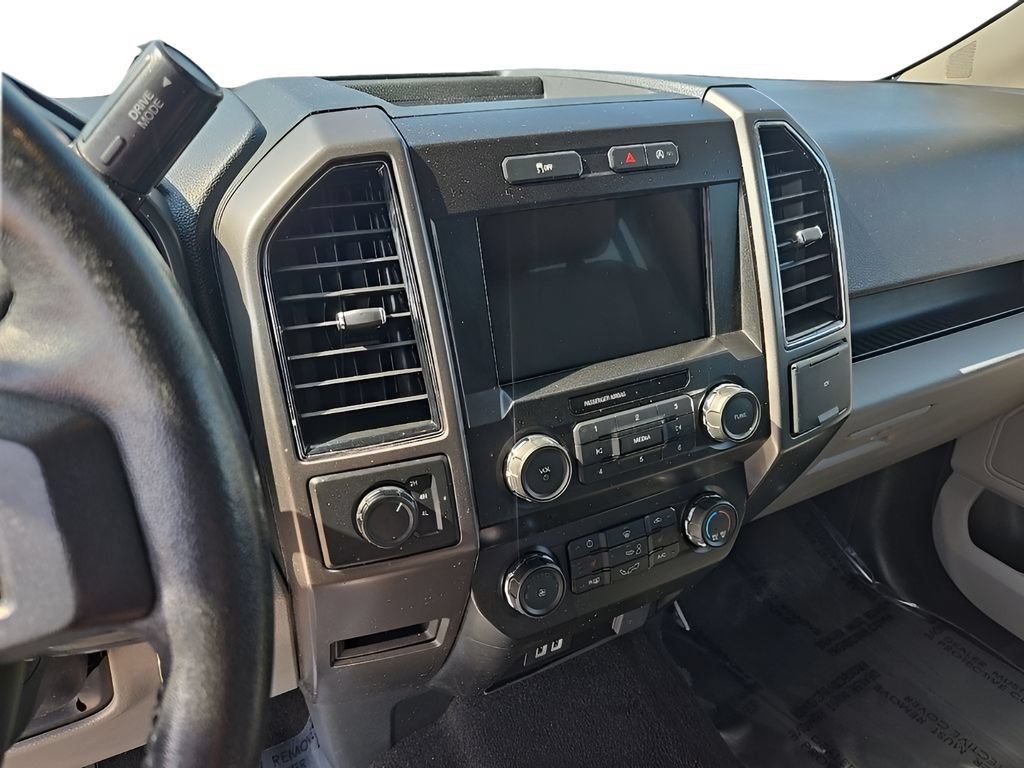 Used 2020 Ford F150 XLT w/ Equipment Group 302A Luxury AWD/4WD image 15