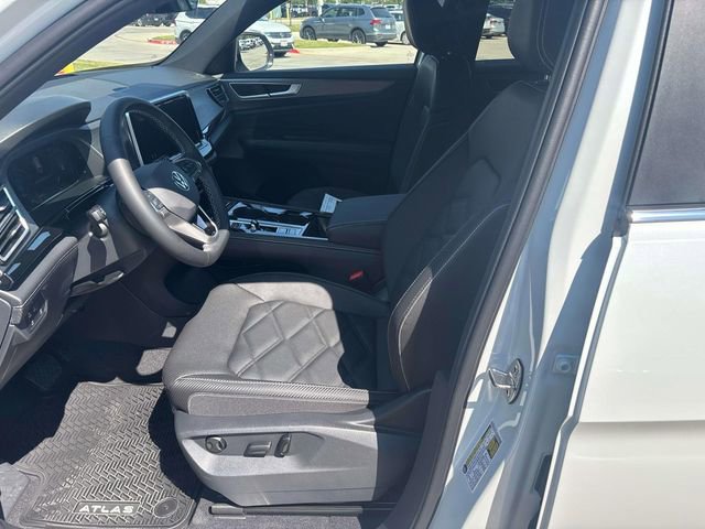 New 2026 Volkswagen Atlas Cross Sport SE image 12