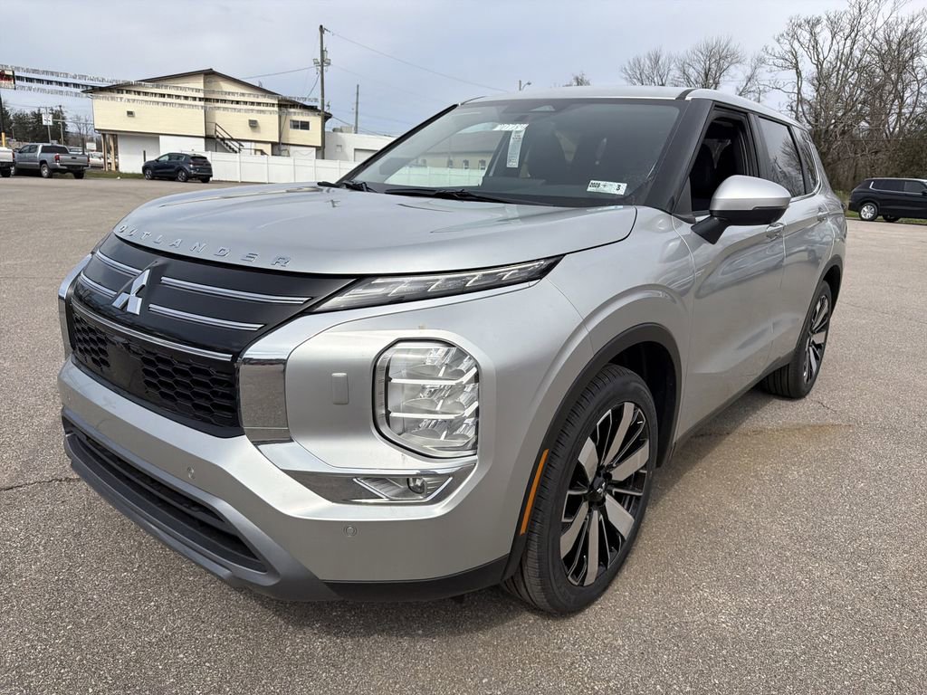 New 2026 Mitsubishi Outlander SE AWD/4WD image 10
