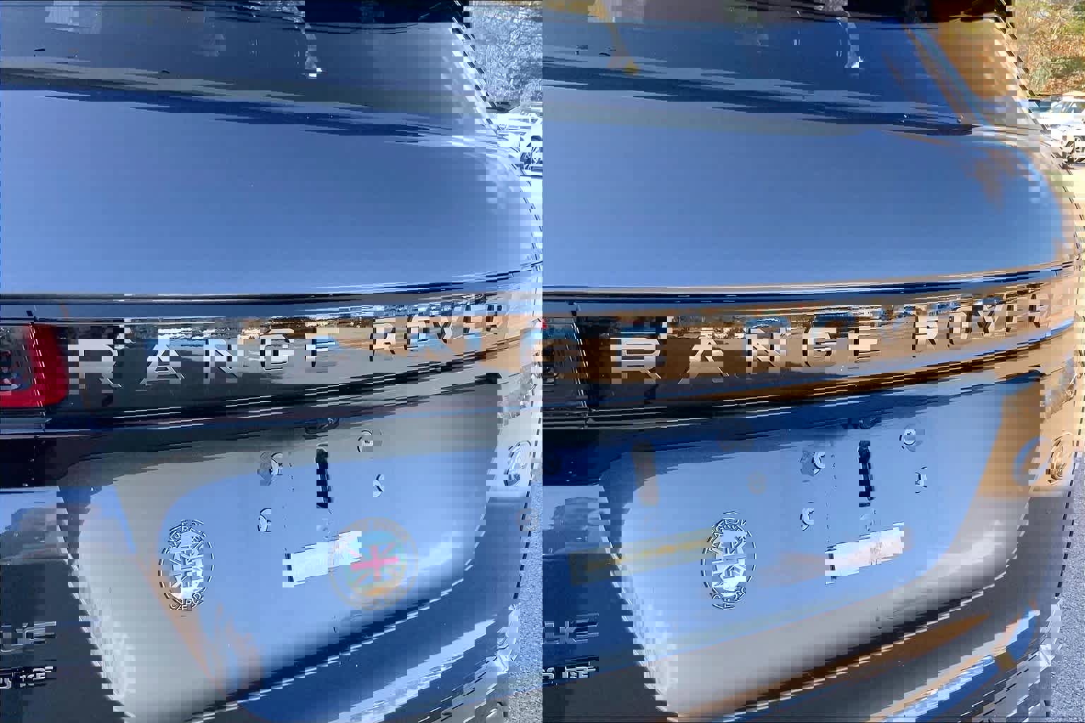 Used 2020 Land Rover Range Rover Evoque R-Dynamic HSE image 29