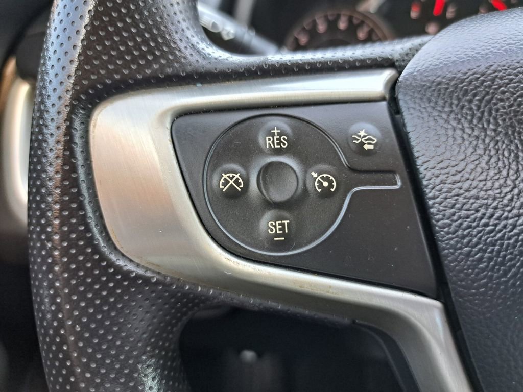 Used 2022 GMC Terrain SLE image 14