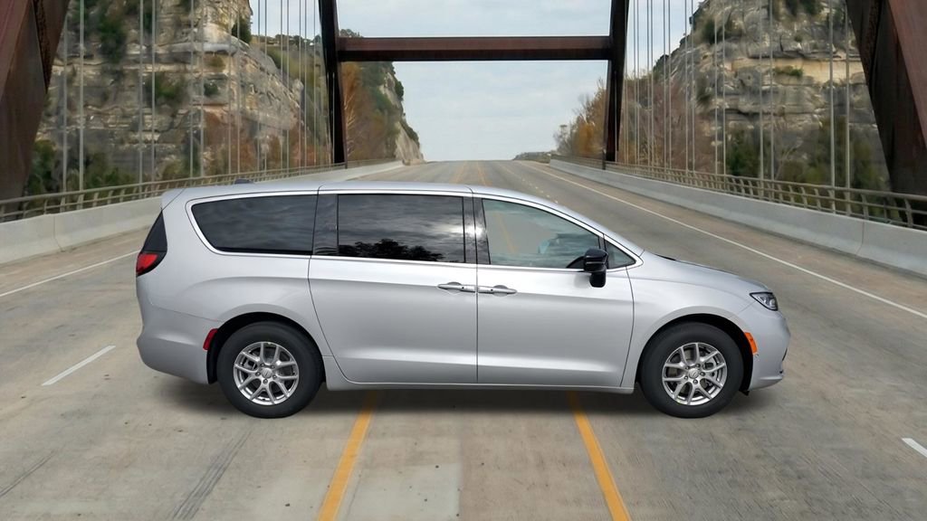 New 2026 Chrysler Pacifica Select FWD image 12