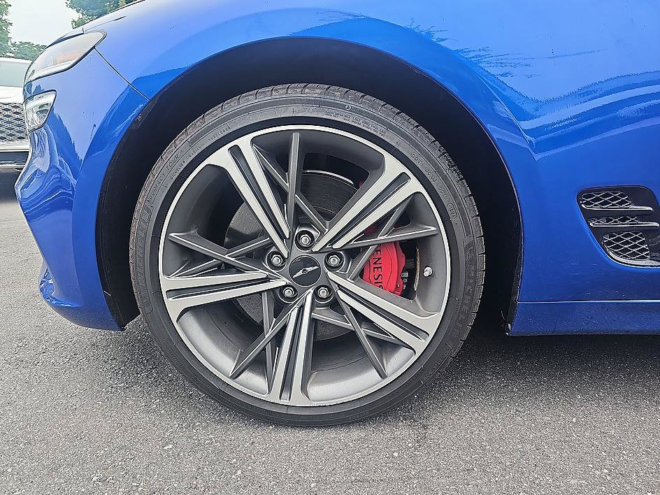 Used 2025 Genesis G70 2.5T w/ Sport Prestige Package RWD image 8