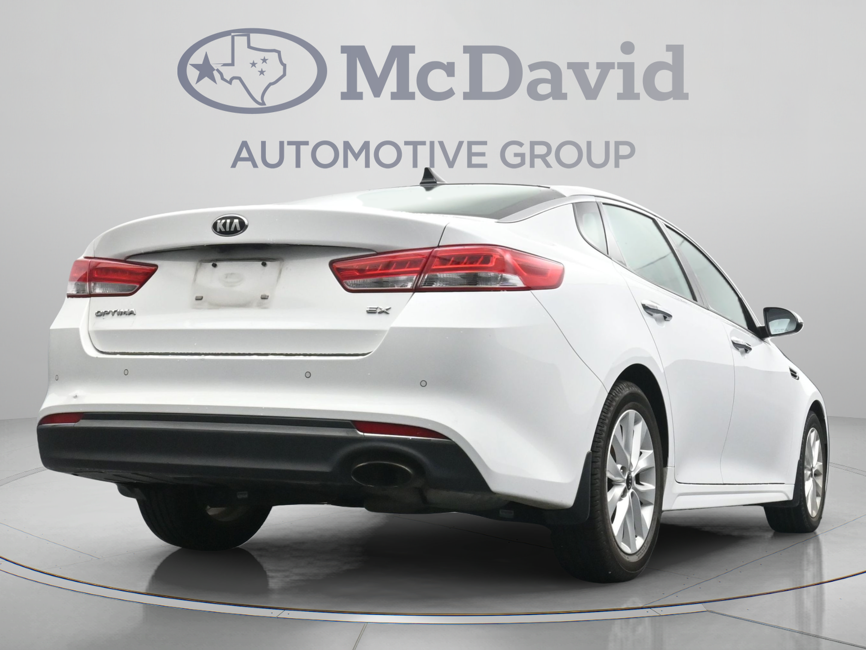 Used 2018 Kia Optima EX w/ Premium Package FWD image 31
