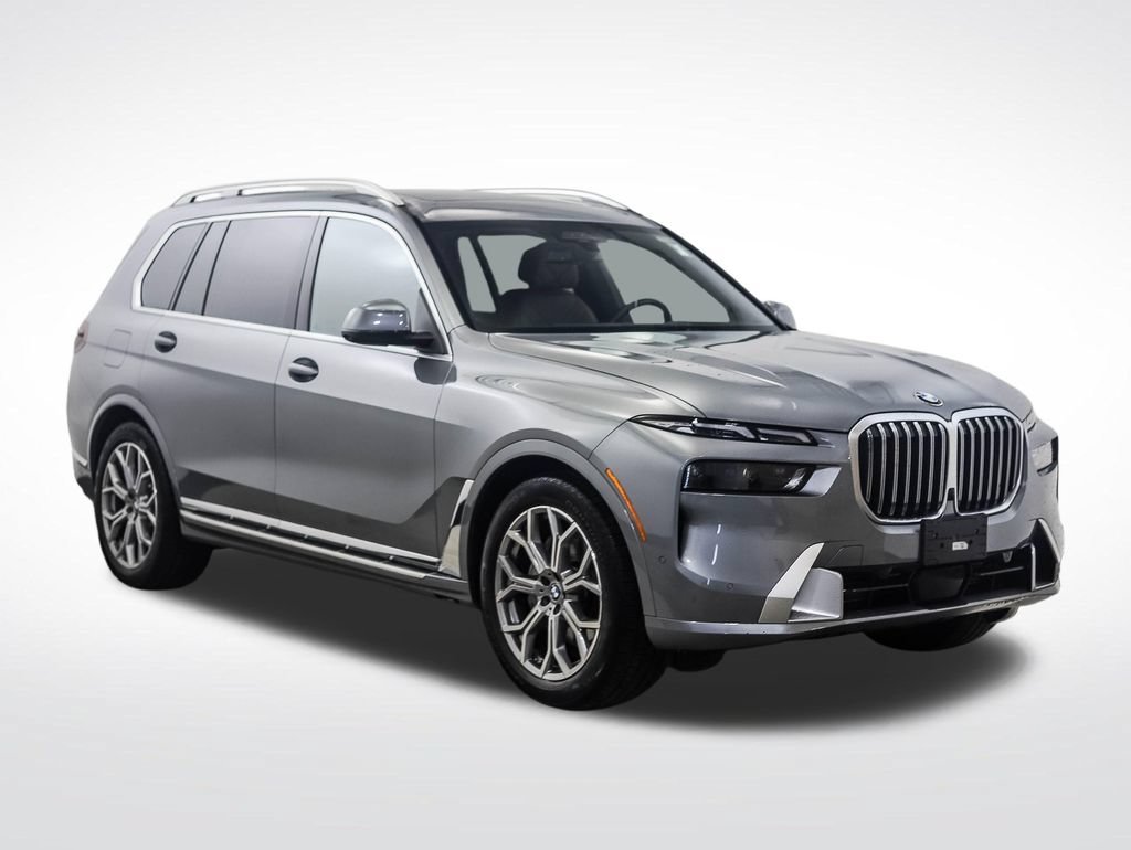Used 2024 BMW X7 xDrive40i AWD/4WD image 7