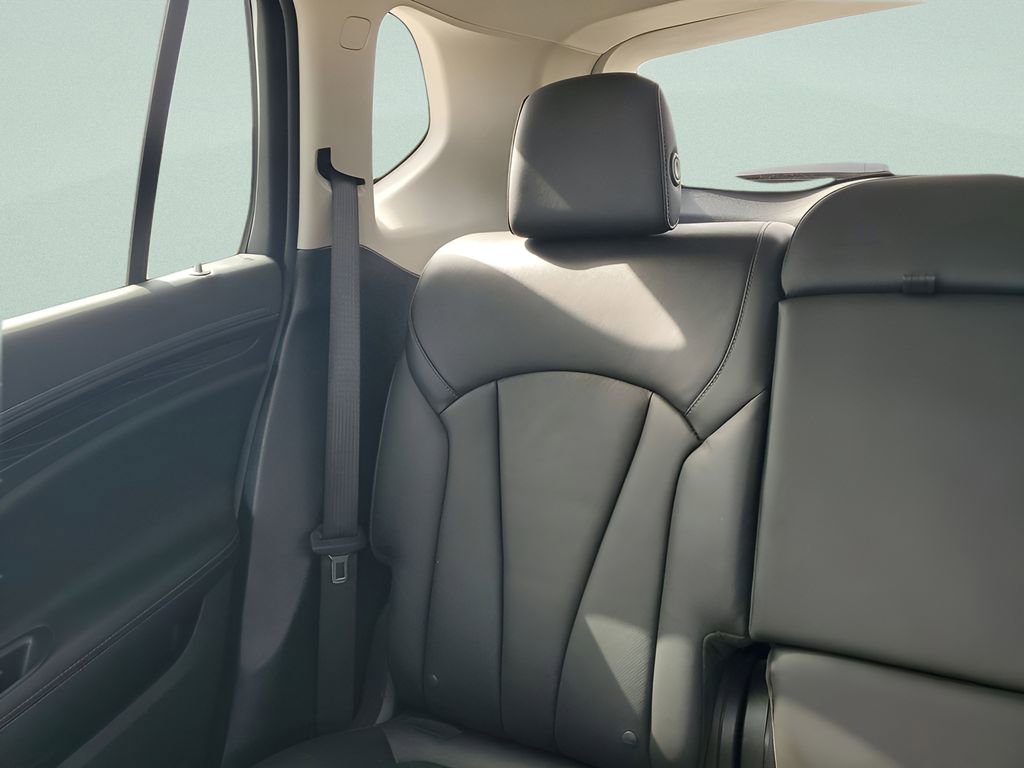 Used 2020 Buick Envision Essence image 12