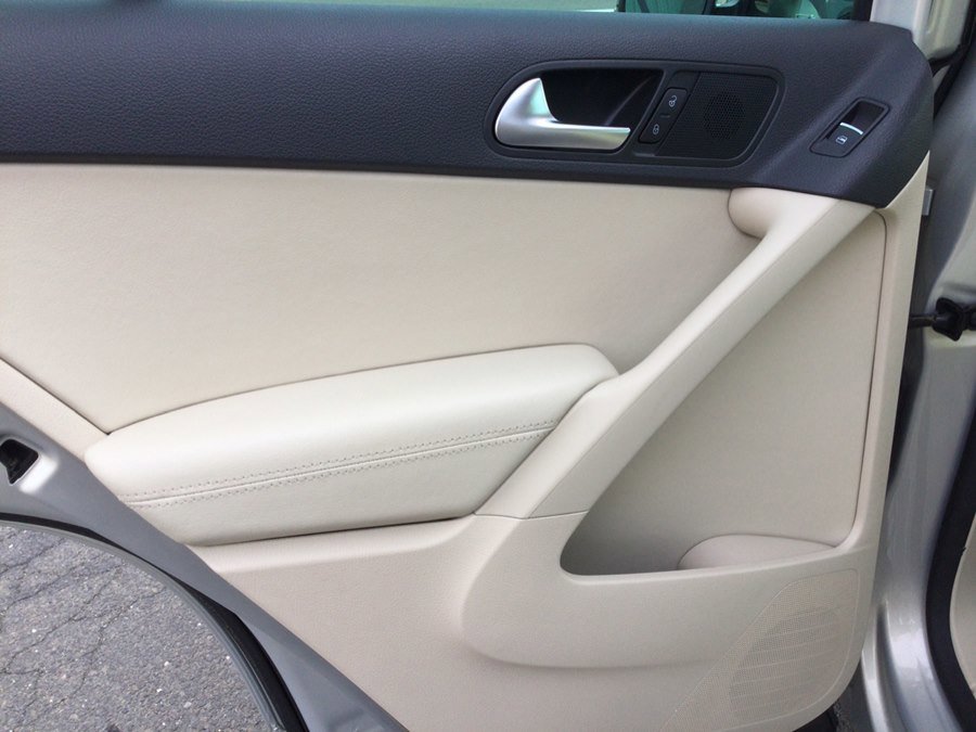 Used 2014 Volkswagen Tiguan SE AWD/4WD image 13