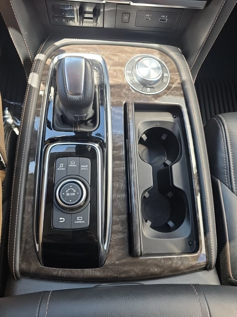 Used 2023 Nissan Armada Platinum w/ Captain's Chairs Package AWD/4WD image 27