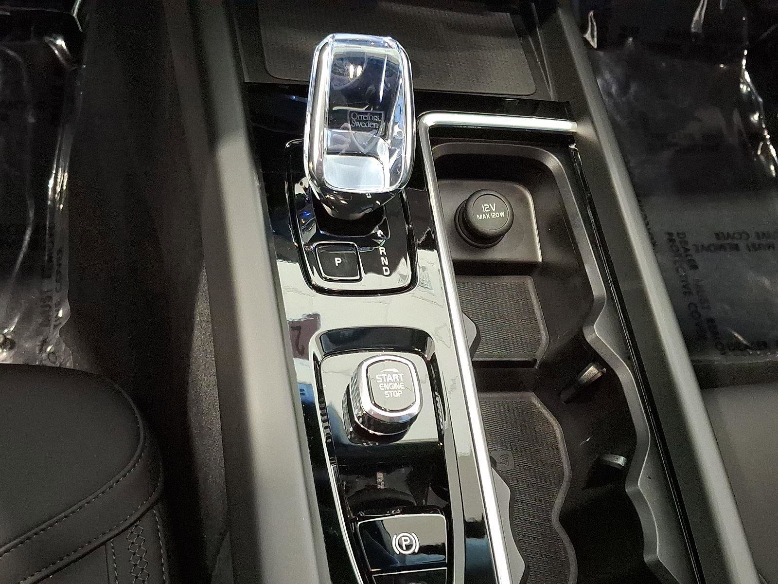 Certified 2026 Volvo XC60 B5 Plus w/ Protection Package Premier AWD/4WD image 10