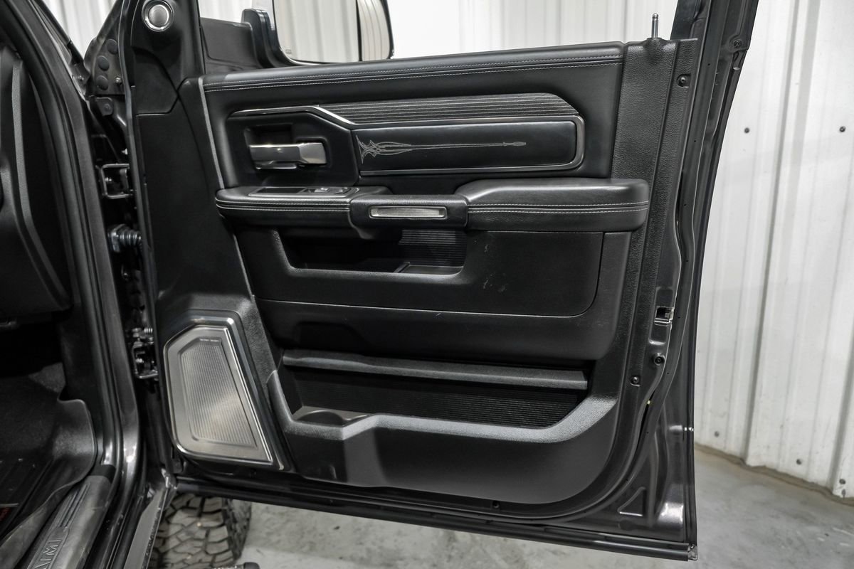 Used 2020 RAM 3500 Limited image 46