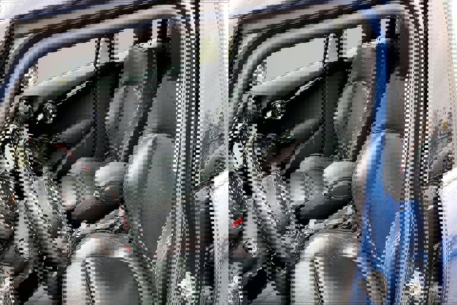 Used 2019 MINI Cooper S image 25