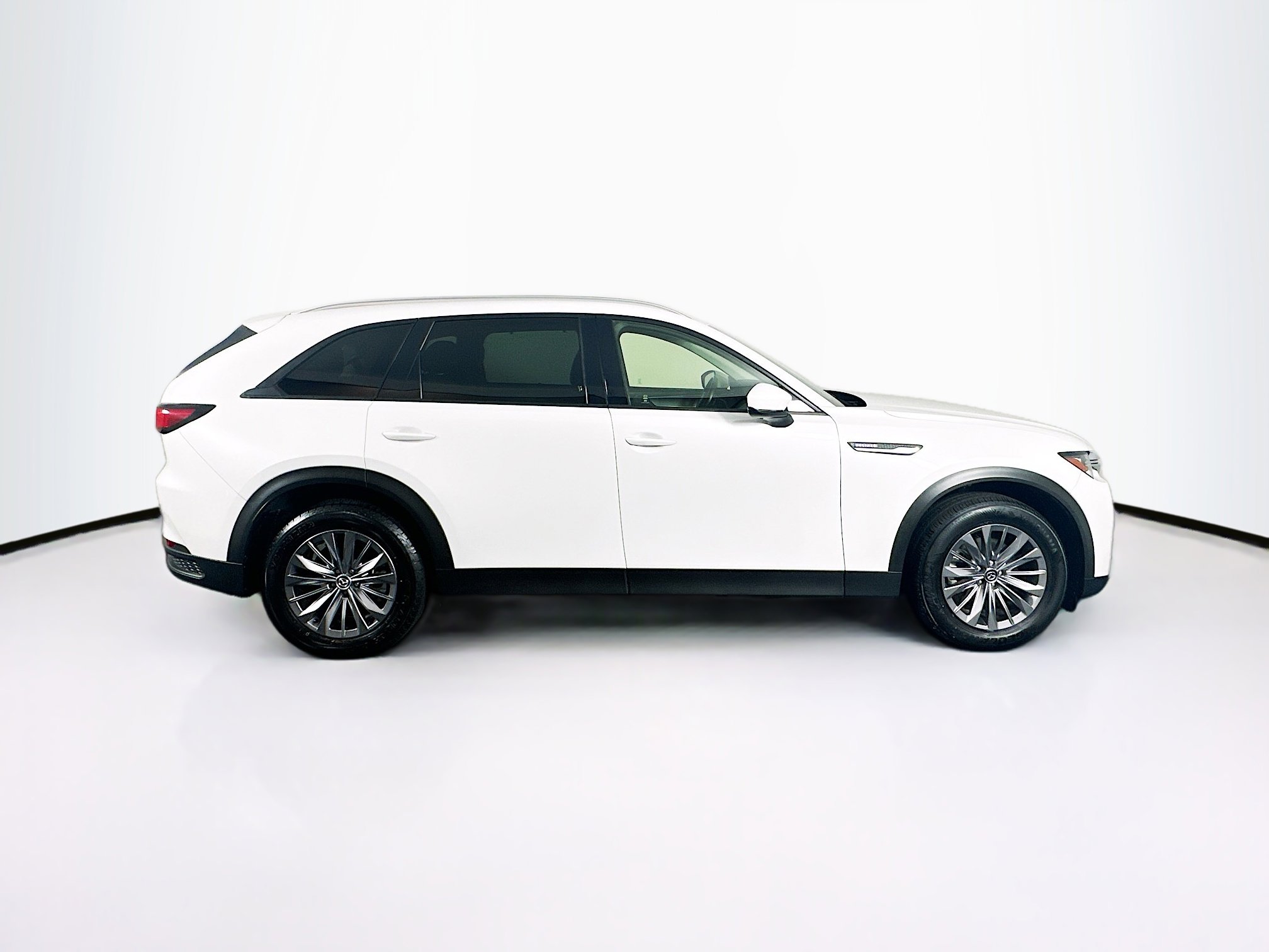 Used 2025 MAZDA CX-90 3.3 Turbo w/ Preferred Package image 10