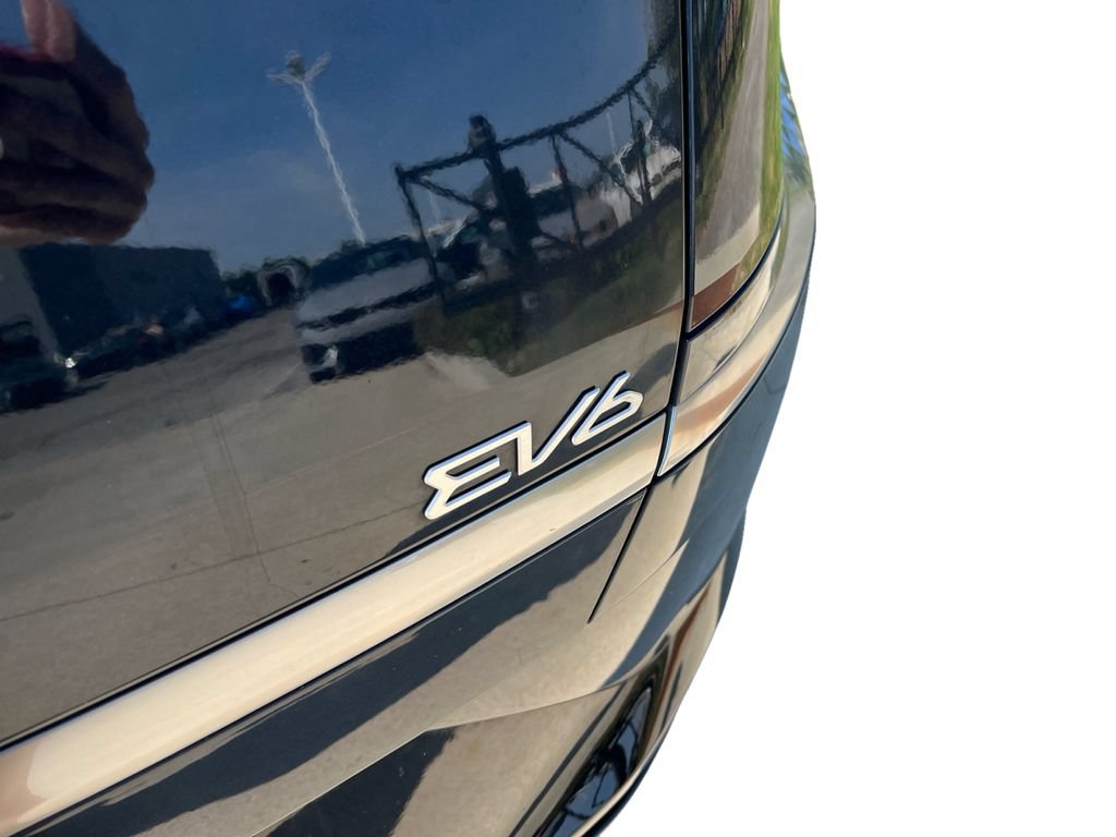 Used 2022 Kia EV6 Wind w/ Wind Technology Package AWD/4WD image 32