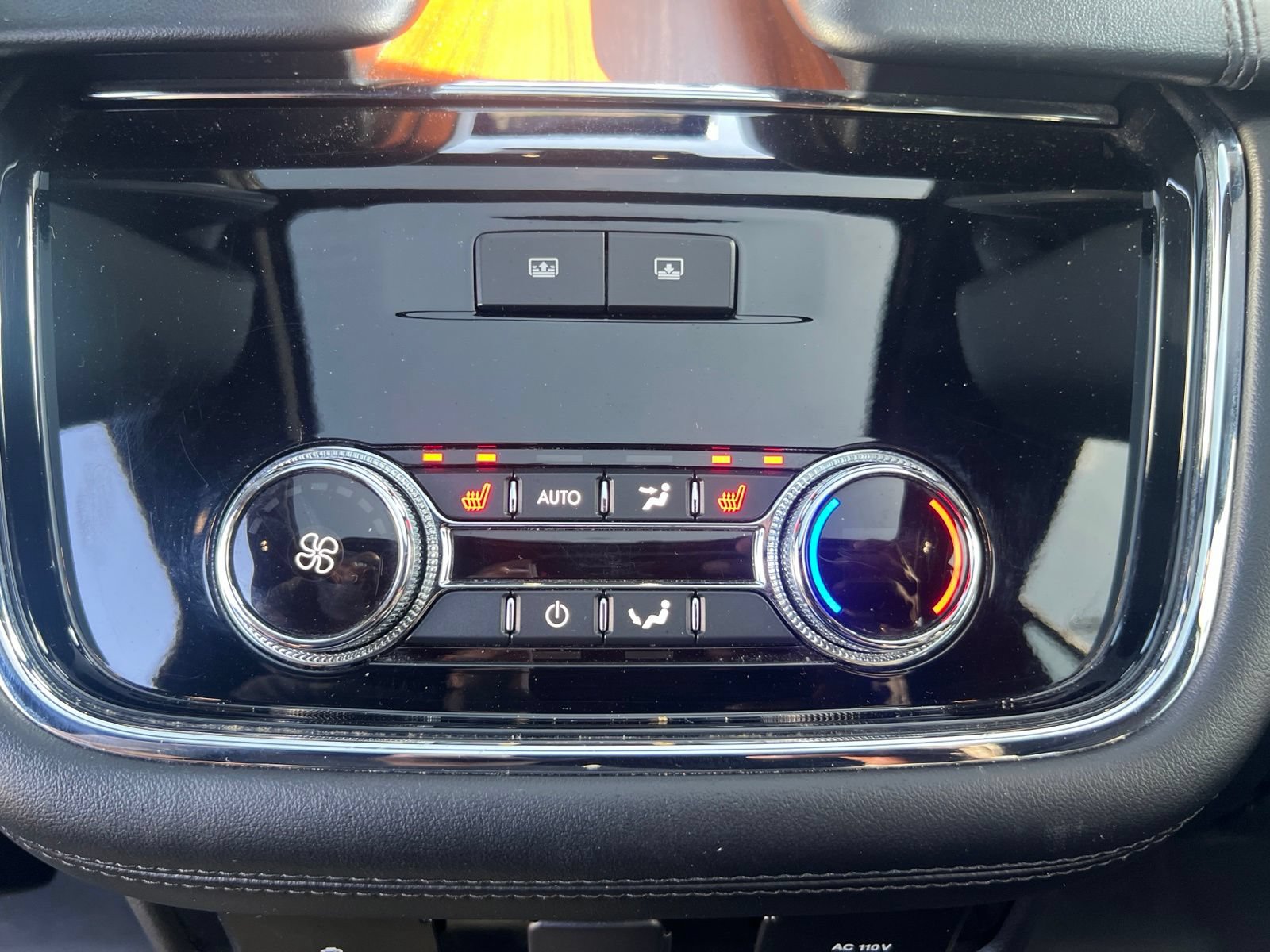 Used 2019 Lincoln Navigator L Reserve AWD/4WD image 42