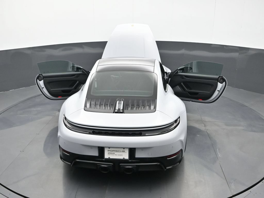 Certified 2026 Porsche 911 Carrera 4 GTS AWD/4WD image 23