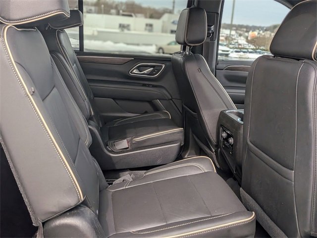 Used 2021 Chevrolet Suburban Premier w/ Premium Package image 37