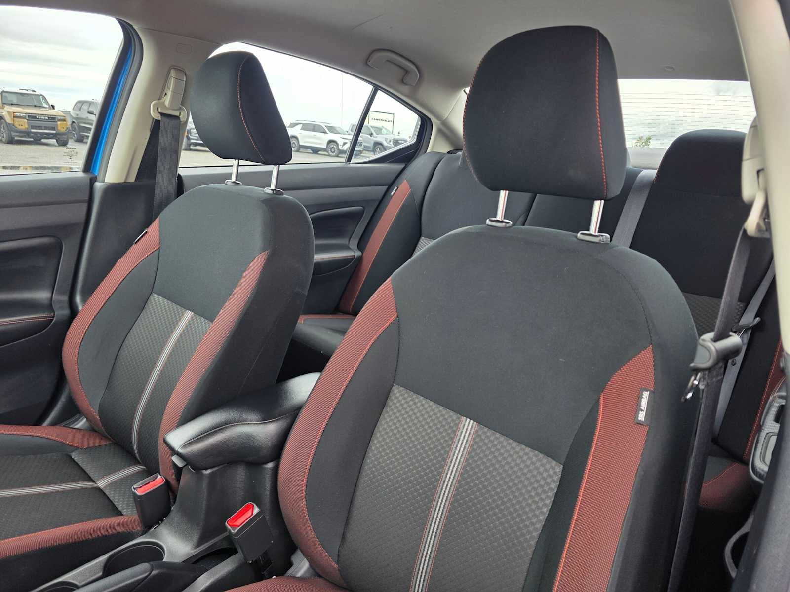 Used 2024 Nissan Versa SR FWD image 21